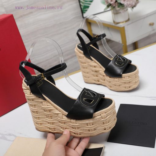 The most2024 Early Spring Fashion Show UpdateValentino Polo Hemp Bottom Slippers/Subsequent fgxpwc0s