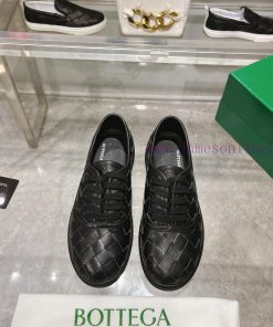 The original development of BottegaVeneta Bowyer lace up casual sports shoes with top purchas0r0g75l
