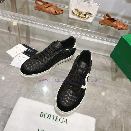 The original BottegaVeneta Bottega family lace up casual men's sneakers were developed with w2n1b75p - Image 6