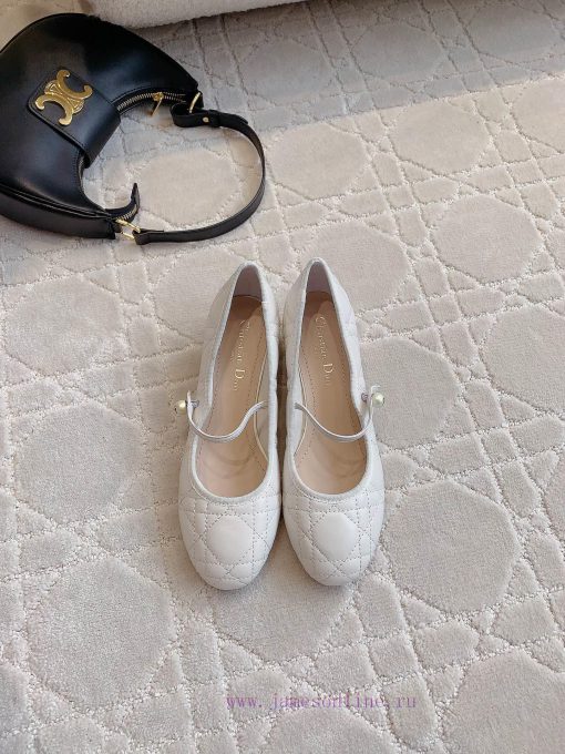 Dior's new diamond grid pearl thick heel Mary Jane single shoes are exquisite and well behavs14yoy7u - Image 4