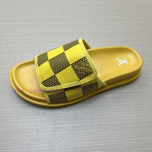 LOUIS VUITTON LV official website's popular men's Velcro slippers are available for sale simppe2smst - Image 9