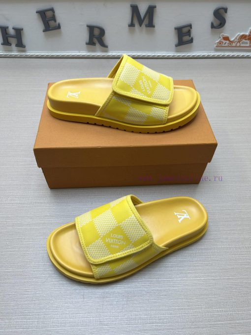 LOUIS VUITTON LV official website's popular men's Velcro slippers are available for sale simg75nrmlf - Image 5