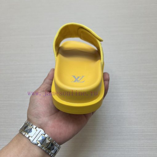 LOUIS VUITTON LV official website's popular men's Velcro slippers are available for sale simg75nrmlf - Image 8
