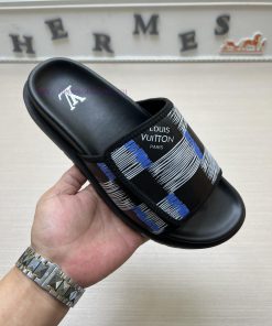 LOUIS VUITTON LV official website's popular men's Velcro slippers are available for sale simogbi28x6