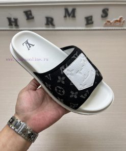 LOUIS VUITTON LV official website's popular men's Velcro slippers are available for sale sim4yj98fbw