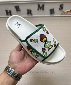 LOUIS VUITTON LV official website's popular men's Velcro slippers are available for sale sim8j4szor1