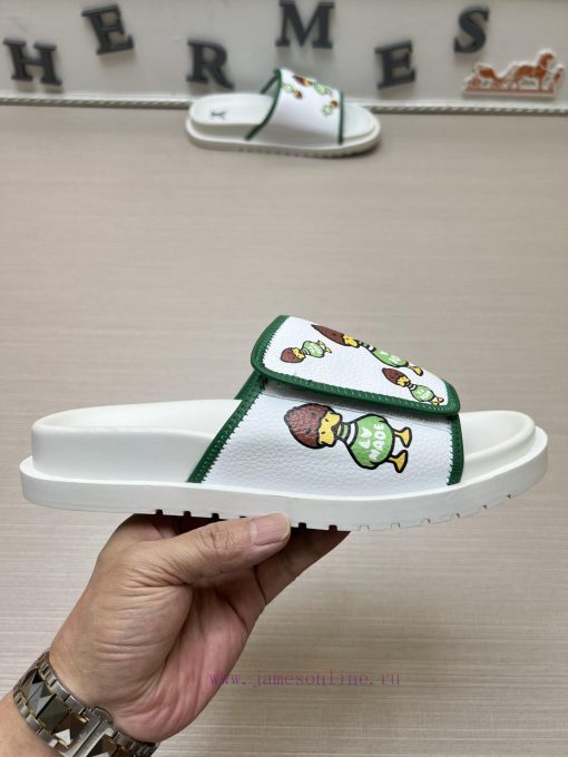 LOUIS VUITTON LV official website's popular men's Velcro slippers are available for sale sim8j4szor1 - Image 6