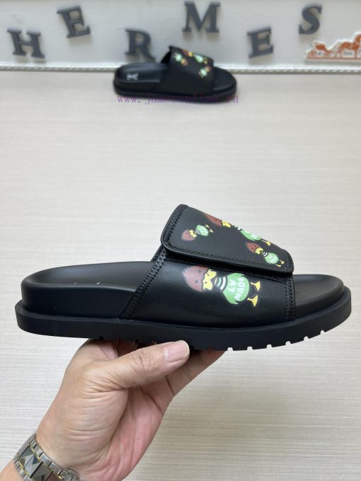 LOUIS VUITTON LV official website's popular men's Velcro slippers are available for sale simkfpu356t - Image 6