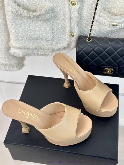 Chanel | Chanel 24P New Product ShowWaterproof platform double C high-heeled slippersParis F1moprx4l - Image 4