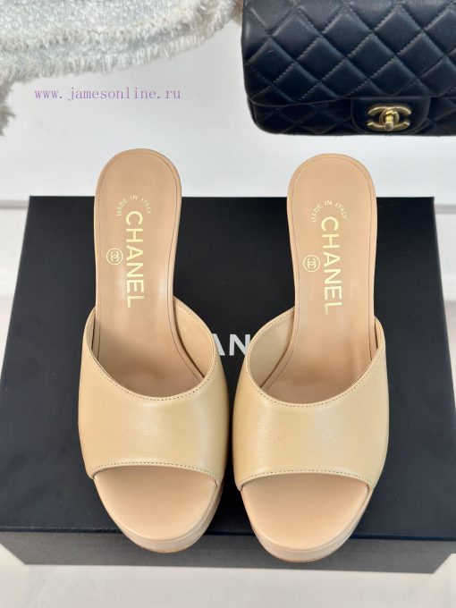 Chanel | Chanel 24P New Product ShowWaterproof platform double C high-heeled slippersParis F1moprx4l - Image 5