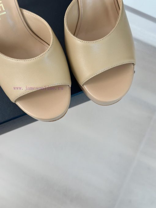 Chanel | Chanel 24P New Product ShowWaterproof platform double C high-heeled slippersParis F1moprx4l - Image 8
