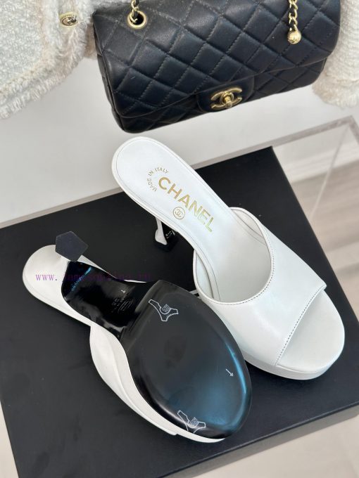 Chanel | Chanel 24P New Product ShowWaterproof platform double C high-heeled slippersParis F5vuzaaxc - Image 10