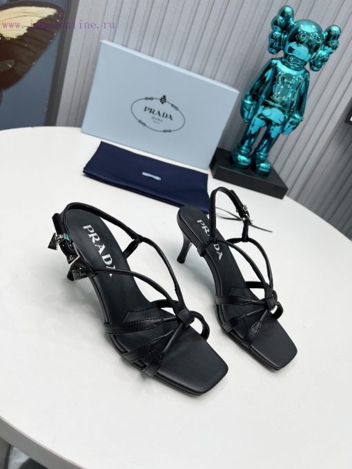 2024 SSS launches Prada's latest collection of long and short boots, sandals, single shoes, 8qumw3da