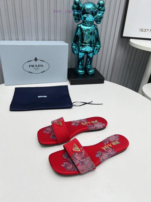 2024 SSS launches Prada's latest collection of long and short boots, sandals, single shoes, deg3pqyl - Image 3