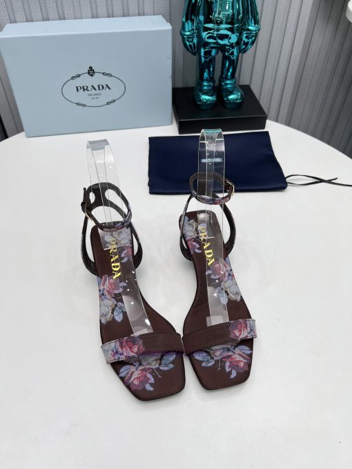 2024 SSS launches Prada's latest collection of long and short boots, sandals, single shoes, 3rg246eq - Image 5