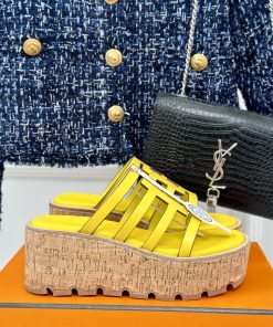 Herm è s/Herm è s Classic Thick Bottom SlippersStill an eternal classicExtremely retro desigcpshq0om