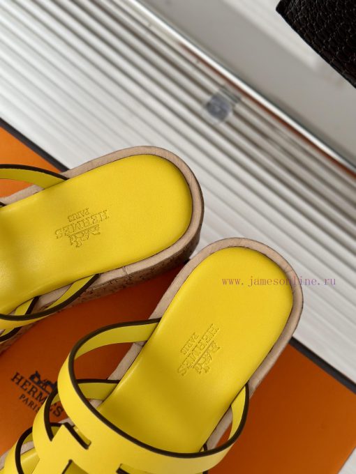 Herm è s/Herm è s Classic Thick Bottom SlippersStill an eternal classicExtremely retro desigcpshq0om - Image 9