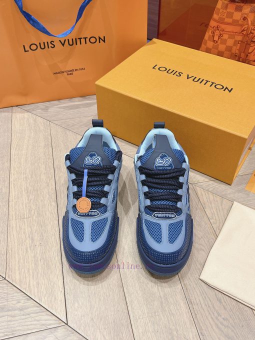 A must-have for couplesPurchasing grade new color spot supply LV Trainer PVC sports shoes5optpl7p