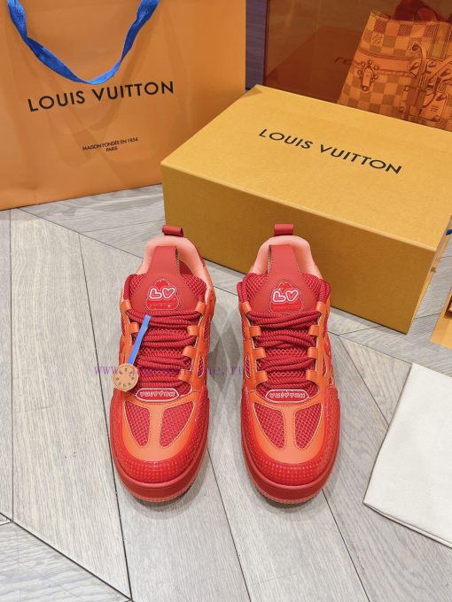 A must-have for couplesPurchasing grade new color spot supply LV Trainer PVC sports shoes, g4bpsvou