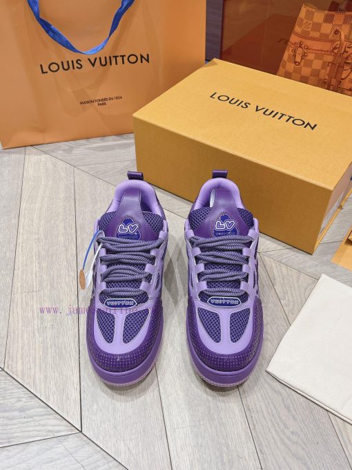 A must-have for couplesPurchasing grade new color spot supply LV Trainer PVC sports shoes, 2b065gg1