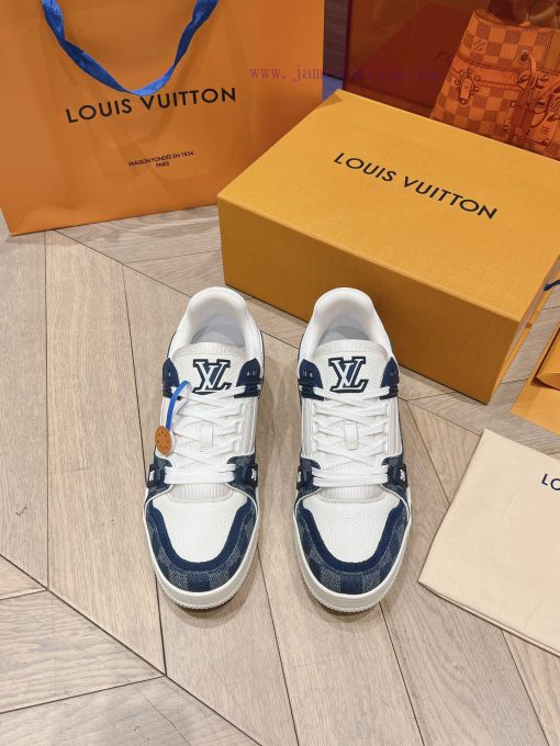 A must-have for couplesPurchasing grade new color spot supply LV Trainer PVC sports shoes05oo1v27 - Image 2