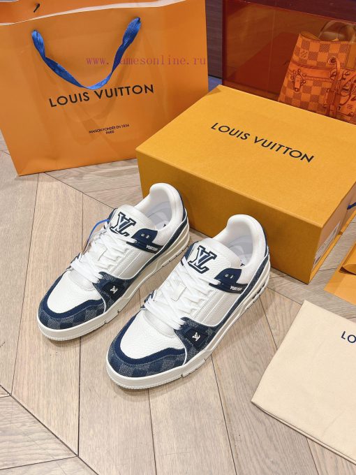 A must-have for couplesPurchasing grade new color spot supply LV Trainer PVC sports shoes05oo1v27 - Image 3