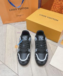 A must-have for couplesPurchasing grade new color spot supply LV Trainer PVC sports shoeszf8c7ylp