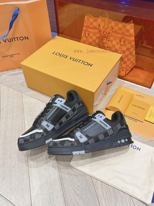 A must-have for couplesPurchasing grade new color spot supply LV Trainer PVC sports shoeszf8c7ylp - Image 5