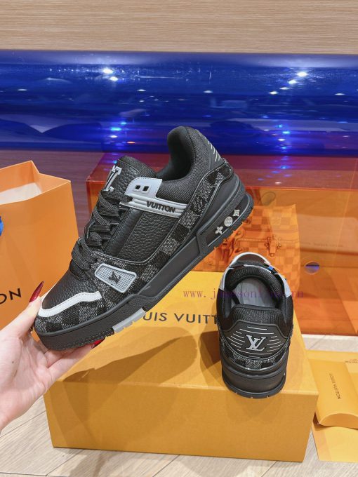 A must-have for couplesPurchasing grade new color spot supply LV Trainer PVC sports shoeszf8c7ylp - Image 6