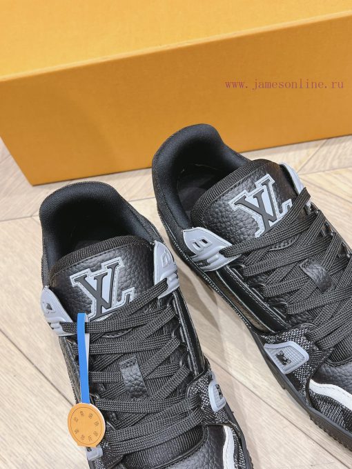 A must-have for couplesPurchasing grade new color spot supply LV Trainer PVC sports shoeszf8c7ylp - Image 7