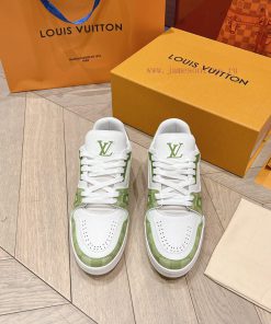 Men's styleLatest color Louis Vuitton Trainer Sneaker fashionable versatile low top casual bzxfdg5li