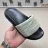 FENDI official website men's slippers and men's shoes are hot selling, original version, excj0fuyq99
