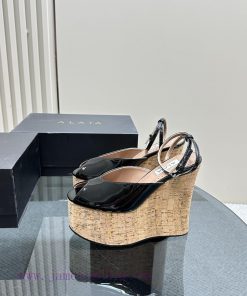 Hot selling product Xiaohongshu ◼ AlAIA ◼ Thick soled sandals series launchedCountless renowug9mz7d3