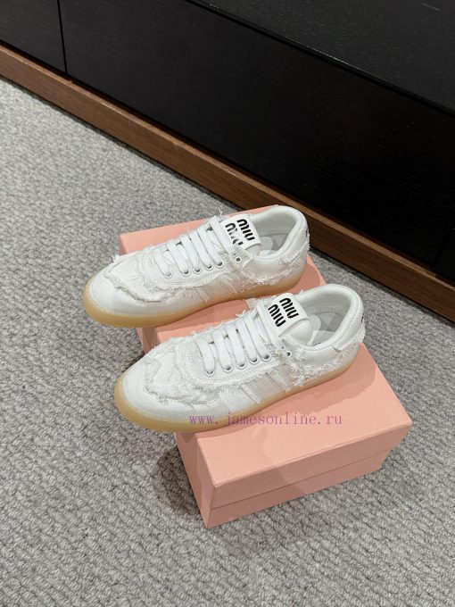 Top qualitymiumiu ss24 new arrival～Miu Miu 2024 Early Autumn New Product | DeXun Sports Shoey4qovn90 - Image 5