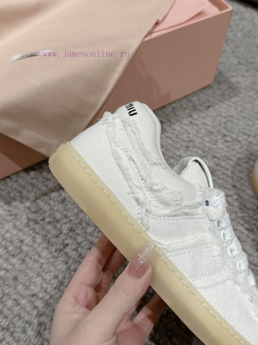 Top qualitymiumiu ss24 new arrival～Miu Miu 2024 Early Autumn New Product | DeXun Sports Shoey4qovn90 - Image 9