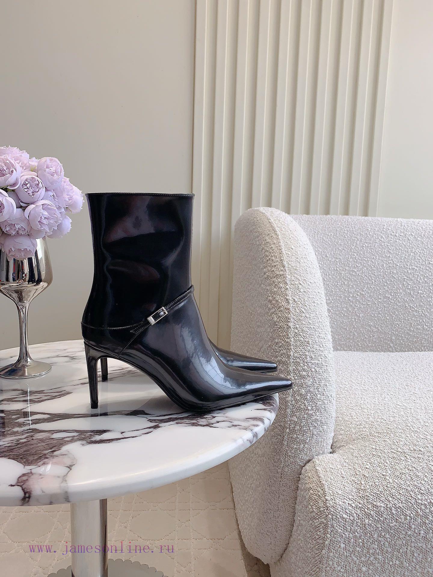 YSL's new high-heeled short boots were originally purchased and developed as a versatile sli7mwf3i3u - Image 3