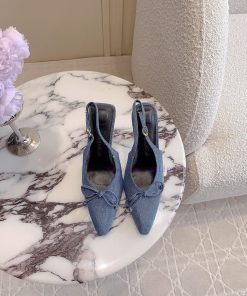 JACQUEMU * new pointed back empty high heels, beautiful and charming high heels for young lavcpvizai