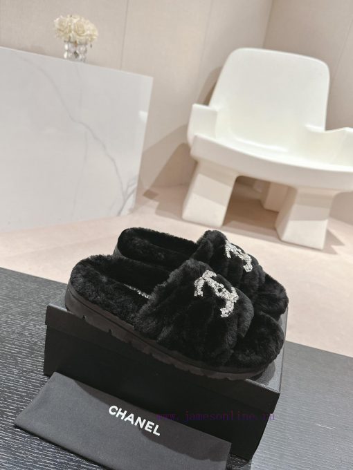 Purchasing grade𝗖𝗛 * 𝗔𝗡𝗟 | | 𝟐𝟎𝟐𝟒 woolen shoesTop tier high-end quality from large factorieswzx5fu96 - Image 3