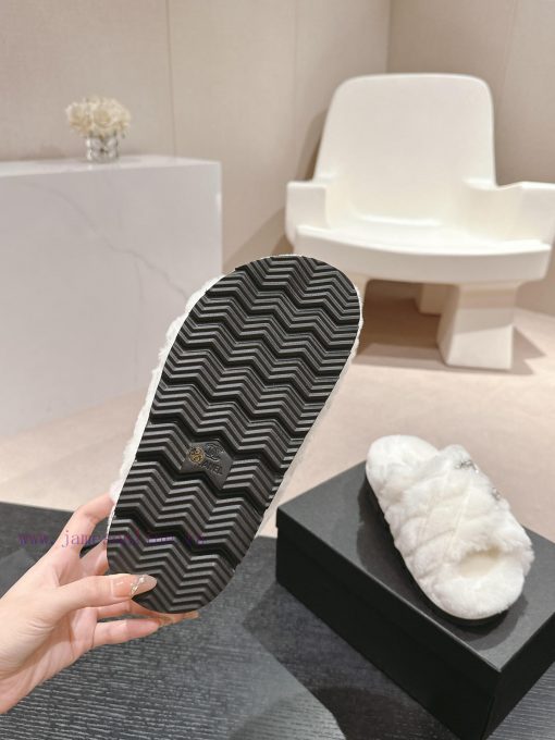 Purchasing grade𝗖𝗛 * 𝗔𝗡𝗟 | | 𝟐𝟎𝟐𝟒 woolen shoesTop tier high-end quality from large factorieszaw03mkm - Image 10
