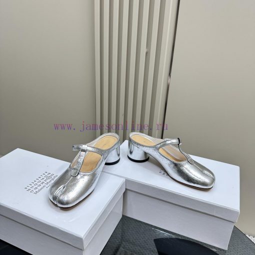 Purchasing level Maison Margiela MM6 tabi split toe shoes 2024 new products most popular buyotgmbnuf - Image 4