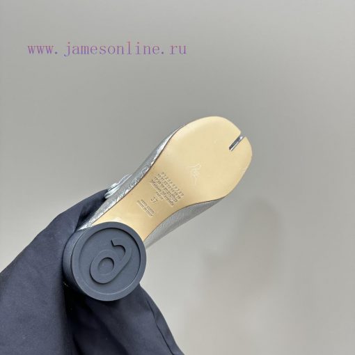 Purchasing level Maison Margiela MM6 tabi split toe shoes 2024 new products most popular buyotgmbnuf - Image 9