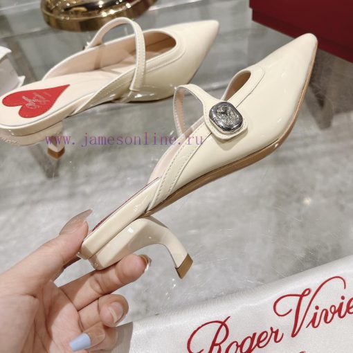 24 new RV painted cat heel slippersInspired by the Belle Vivier collection, the style is simhmsfukkh - Image 9