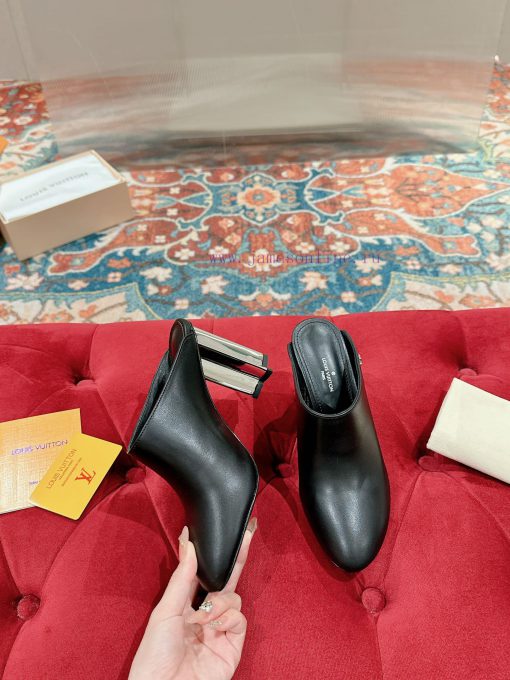 ️  LV Louis Vuitton is cute and very youthful, without any fear of showing off short legs. Apgkoky0k - Image 4
