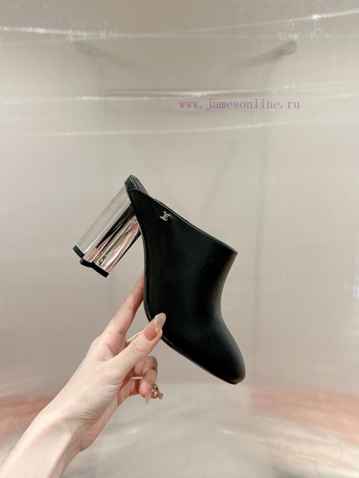 ️  LV Louis Vuitton is cute and very youthful, without any fear of showing off short legs. Apgkoky0k - Image 5