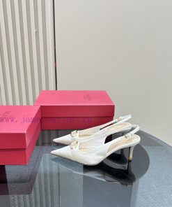 Valentino's hottest new products in 2024The new M ü ller shoes are also so easy to wearThe pxzkabdys