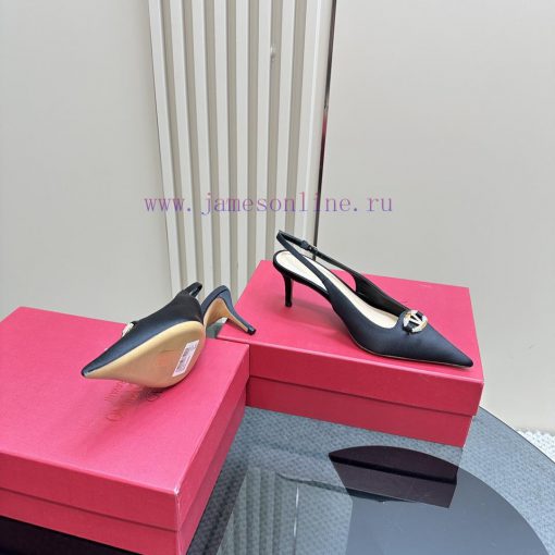Valentino's hottest new products in 2024The new M ü ller shoes are also so easy to wearThe p3meiwy4i - Image 5