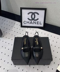 Chanel's new Mary Jane sandals exude irresistible luxury and elegance, with super fairy vers26rit7pf