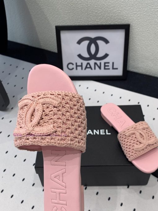 Chanel's new flat slippers are a top of the line summer must-have cooler series. The upper ijya3phfl - Image 9