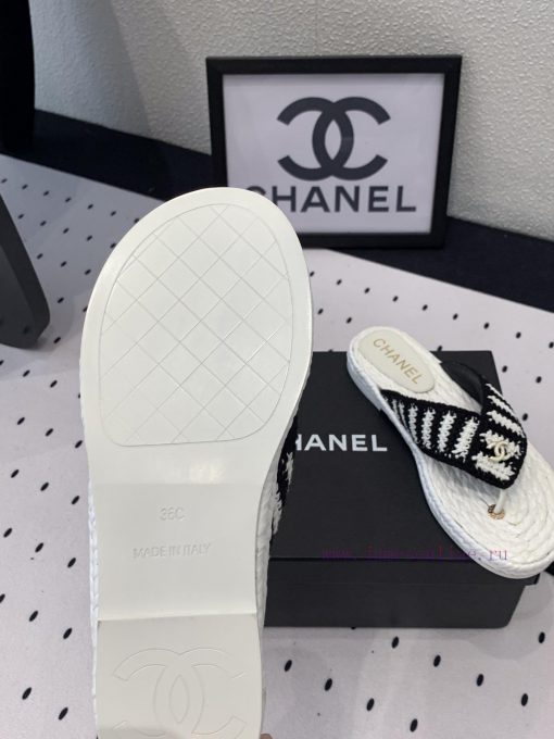 Chanel's new flat slippers are a top of the line summer must-have cooler series. They are su7b1257fo - Image 10