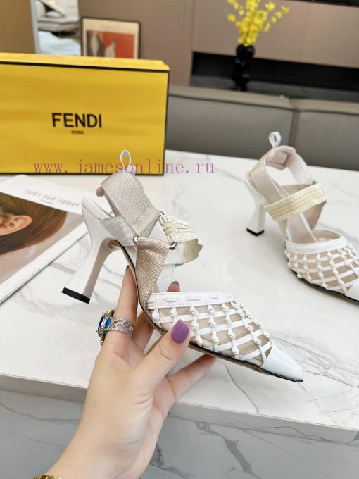 Fendi's new women's shoes feature a unique design and a perfect interpretation of avant-gardtj3sgic4 - Image 3